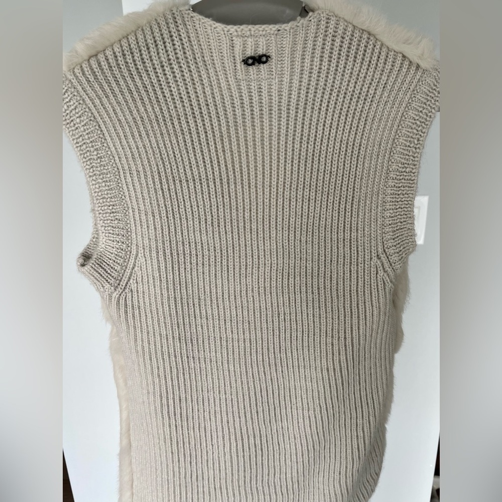 C’N’C Wool Knitted and Fur Vest - Picture 4 of 9